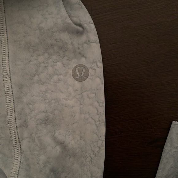 Lululemon Blue Water Drop Print 25" Legging w/ Side Pocket Size: 2 - Picture 5 of 8